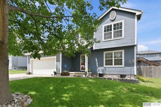 1404 Durham Drive, Papillion, NE 68133