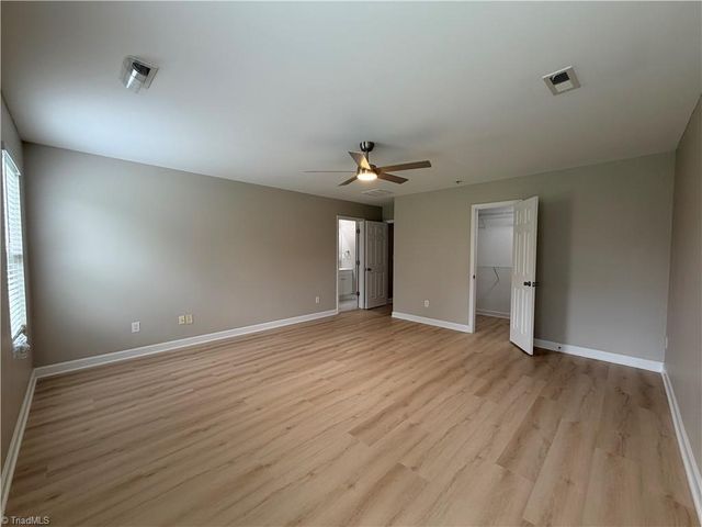 3963 Heather View Lane, Winston-salem, NC 27127