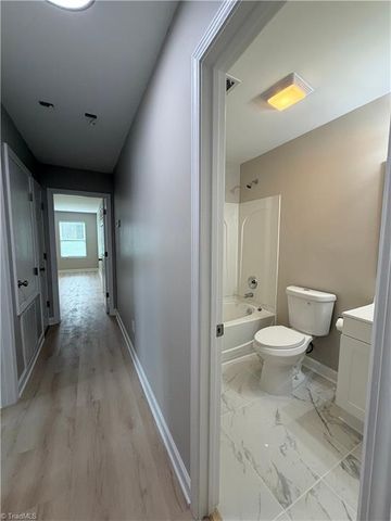 3963 Heather View Lane, Winston-salem, NC 27127