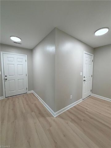 3963 Heather View Lane, Winston-salem, NC 27127