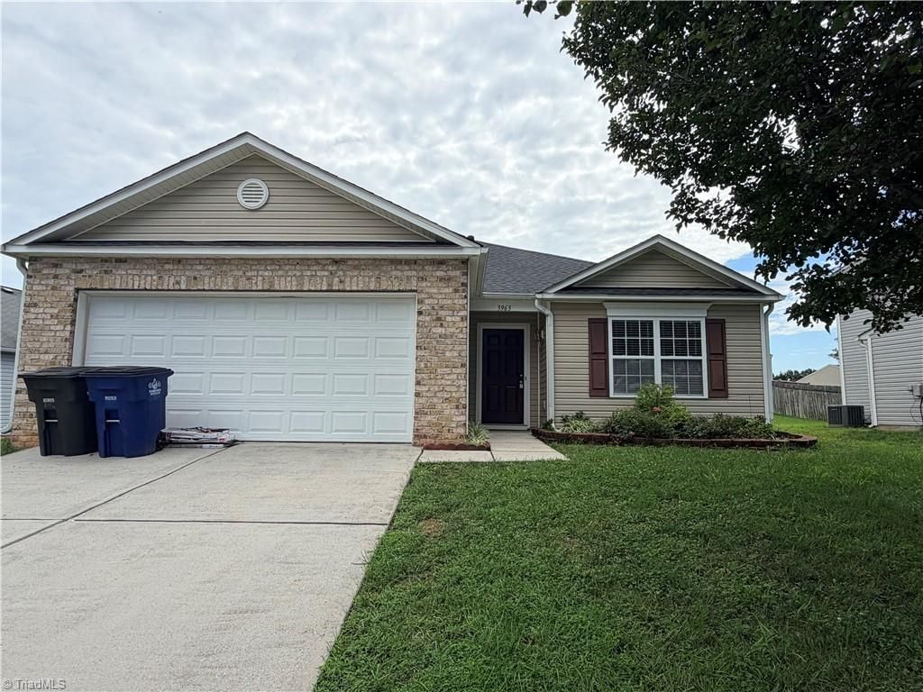 3963 Heather View Lane, Winston-salem, NC 27127