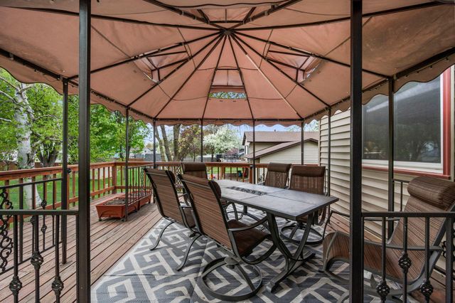 1770 Garden Lane, White Bear Twp, MN 55110