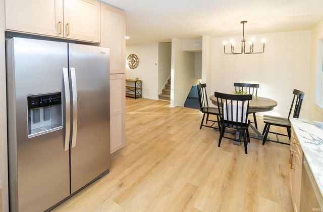 8300 Oak Drive, Newburgh, IN 47630