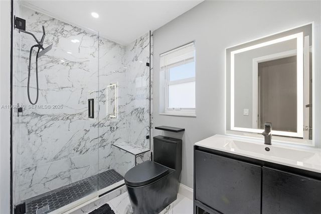 8555 NW 25th Pl, Coral Springs, FL 33065