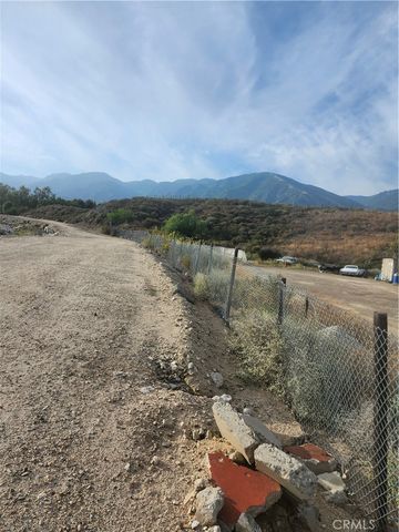 10 Kendall, San Bernardino, CA 92407
