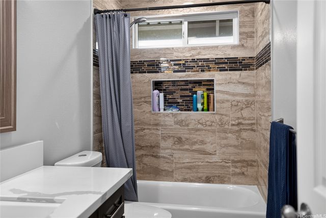 15 21st Avenue, Hilo, HI 96720