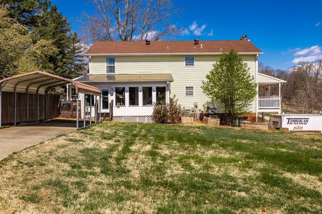 6761 Hall Rd, Greenbrier, TN 37073