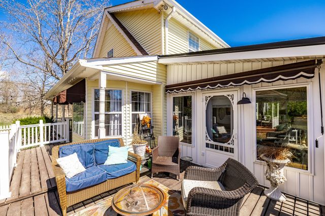 6761 Hall Rd, Greenbrier, TN 37073