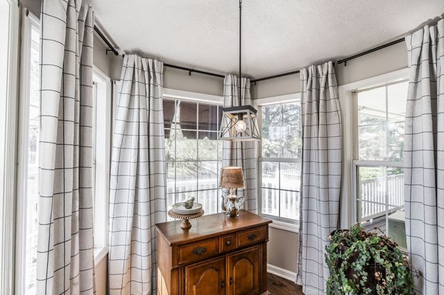 6761 Hall Rd, Greenbrier, TN 37073