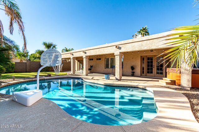 4940 S ROSEMARY Drive, Chandler, AZ 85248