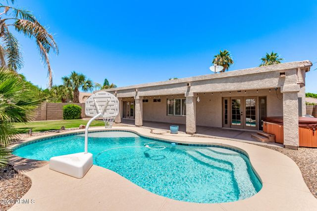 4940 S ROSEMARY Drive, Chandler, AZ 85248