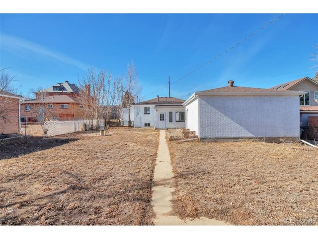 1330 Quebec St, Denver, CO 80220