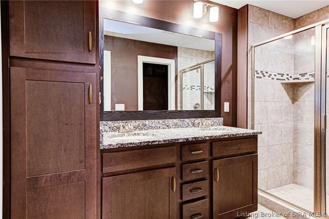 5006 Oak-Hill Lane, Georgetown, IN 47122