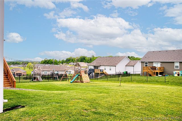 5006 Oak-Hill Lane, Georgetown, IN 47122