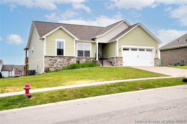 5006 Oak-Hill Lane, Georgetown, IN 47122