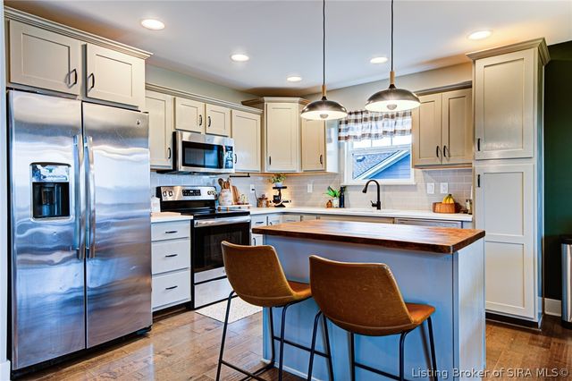 5006 Oak-Hill Lane, Georgetown, IN 47122