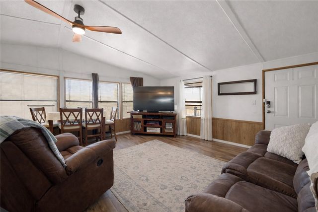 8685 E Colorado Drive, Kingman, AZ 86401