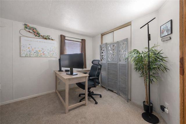 8685 E Colorado Drive, Kingman, AZ 86401