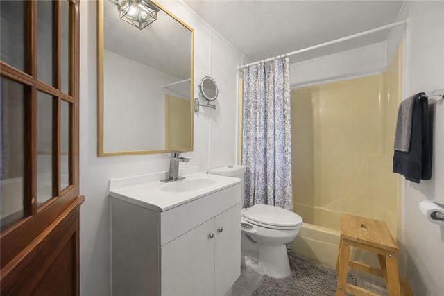 8685 E Colorado Drive, Kingman, AZ 86401