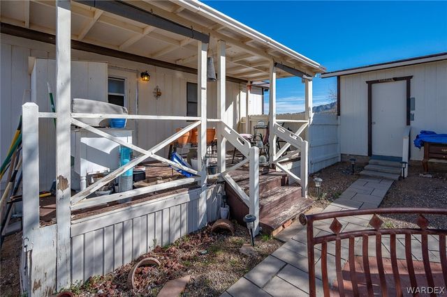 8685 E Colorado Drive, Kingman, AZ 86401