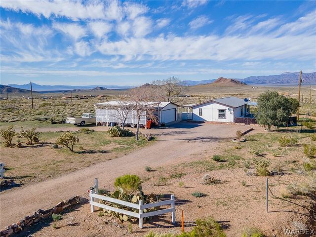 8685 E Colorado Drive, Kingman, AZ 86401