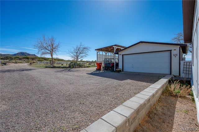 8685 E Colorado Drive, Kingman, AZ 86401