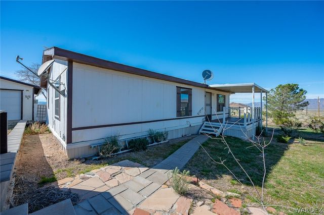 8685 E Colorado Drive, Kingman, AZ 86401
