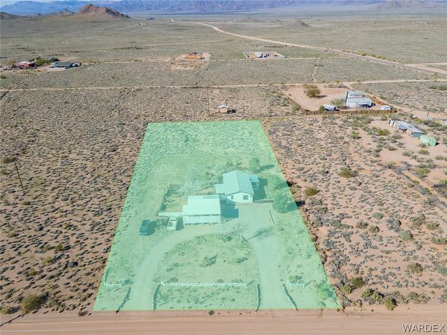 8685 E Colorado Drive, Kingman, AZ 86401