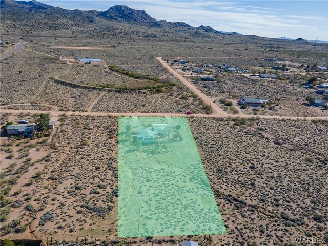 8685 E Colorado Drive, Kingman, AZ 86401