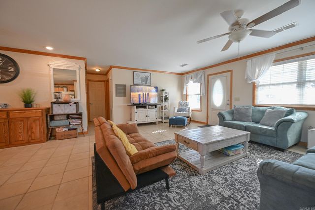 1611 Hamilton Avenue, Mena, AR 71953