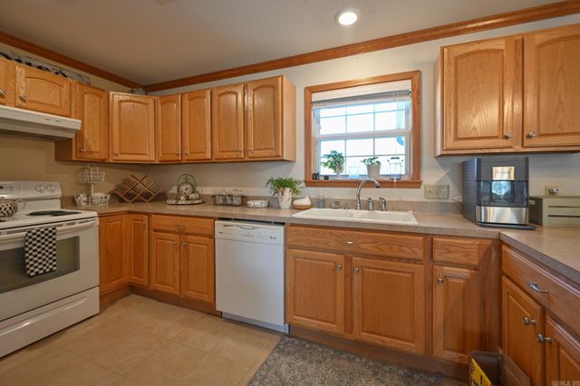 1611 Hamilton Avenue, Mena, AR 71953