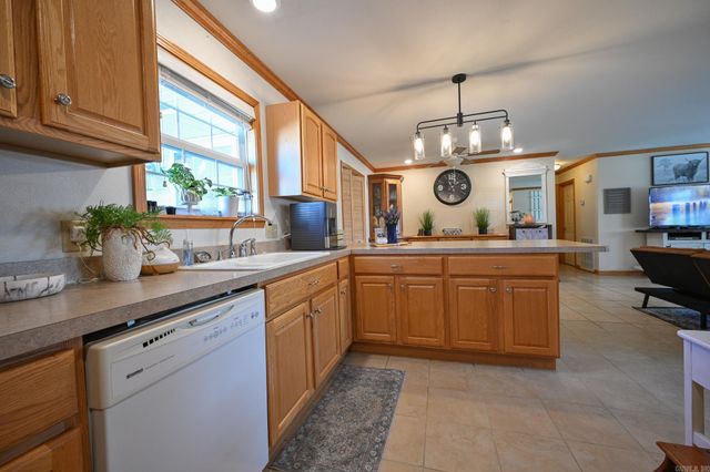 1611 Hamilton Avenue, Mena, AR 71953