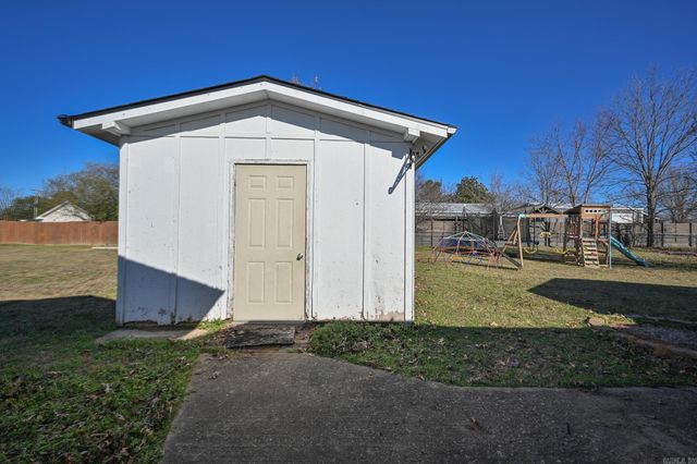 1611 Hamilton Avenue, Mena, AR 71953