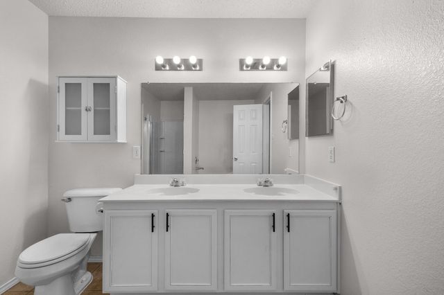 1741 Baxter Springs Drive, Fort Worth, TX 76247