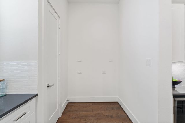 5713 Larkin Street A, Houston, TX 77007