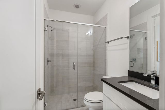 5713 Larkin Street A, Houston, TX 77007