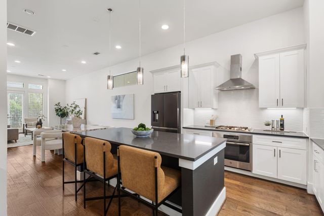 5713 Larkin Street A, Houston, TX 77007