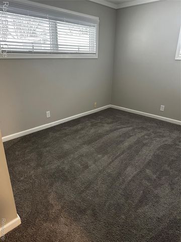 38 Kenyon Drive, Troy, MI 48083