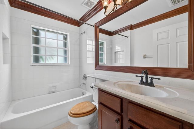 1574 WINDAMERE LANE, Naples, FL 34119