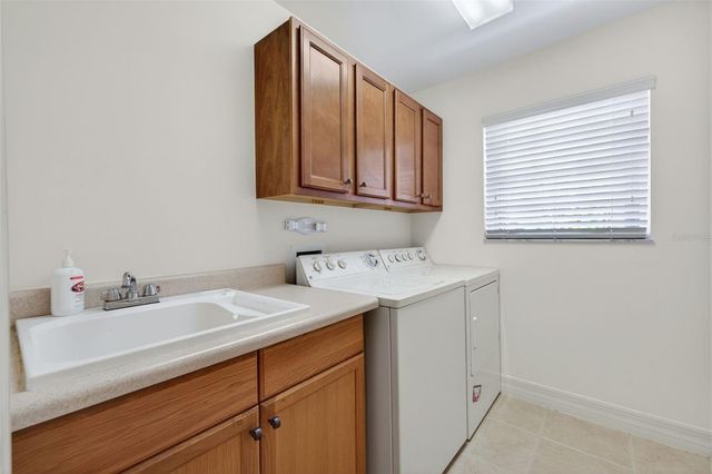 1574 WINDAMERE LANE, Naples, FL 34119