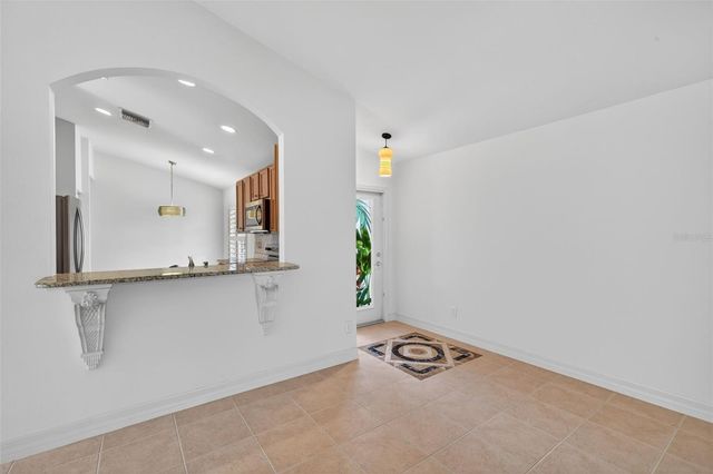 1574 WINDAMERE LANE, Naples, FL 34119