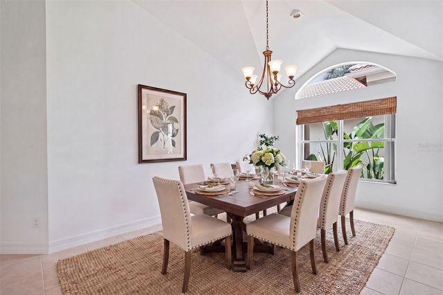 1574 WINDAMERE LANE, Naples, FL 34119