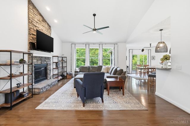 714 Madison Ridge Road, Greendale, IN 47025