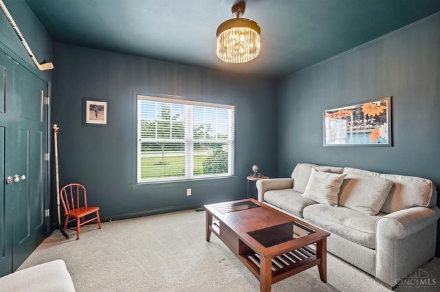 714 Madison Ridge Road, Greendale, IN 47025