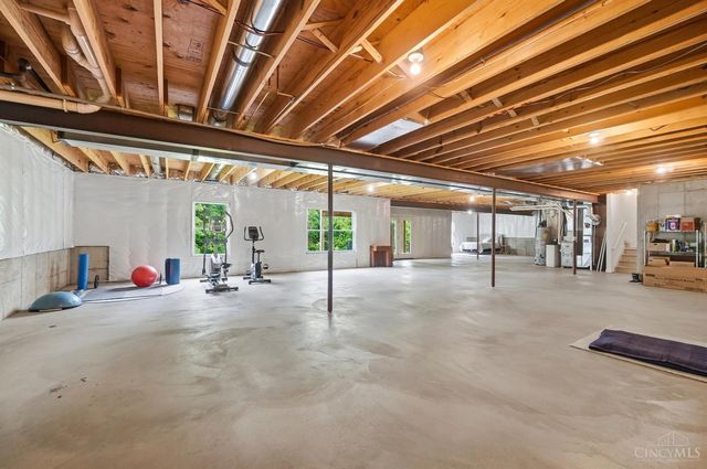 714 Madison Ridge Road, Greendale, IN 47025