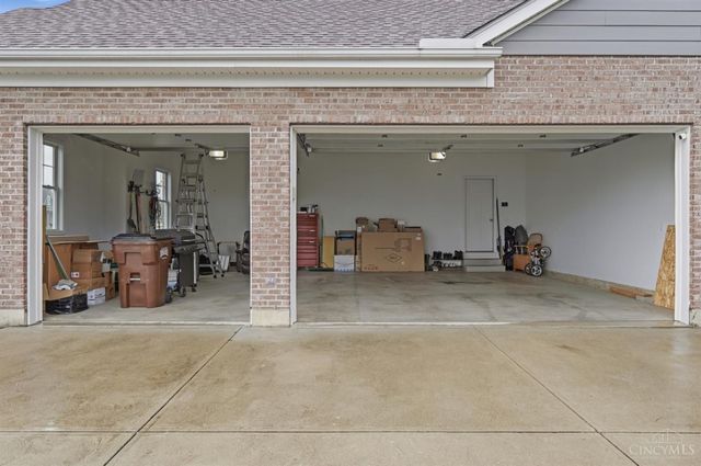 714 Madison Ridge Road, Greendale, IN 47025