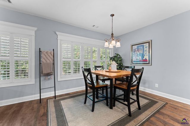 137 Shady Oak Drive, Perry, GA 31069
