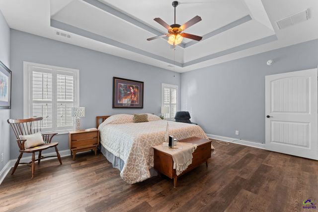 137 Shady Oak Drive, Perry, GA 31069