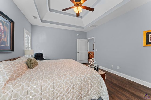 137 Shady Oak Drive, Perry, GA 31069