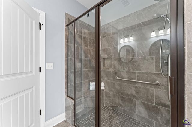 137 Shady Oak Drive, Perry, GA 31069